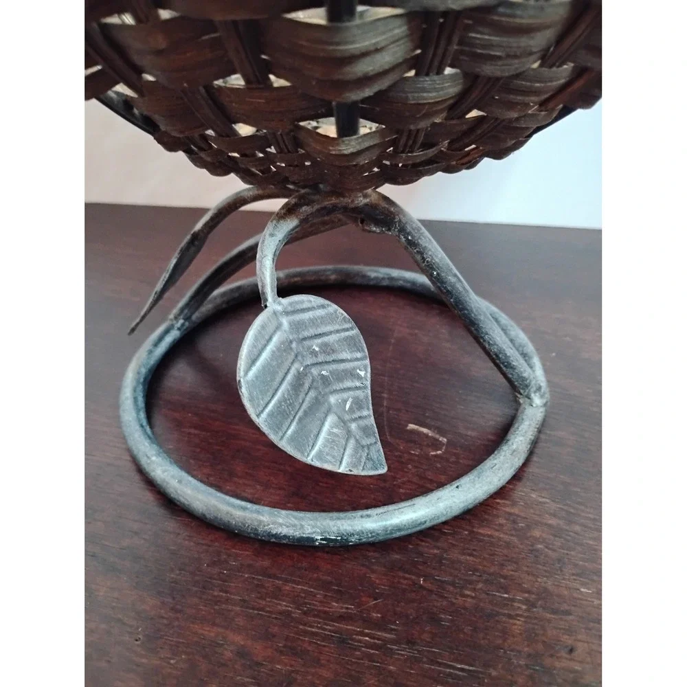 Rustic Woven Wicker FruitBasket Metal Pedestal Base Leaf Detail Centerpiece Bowl